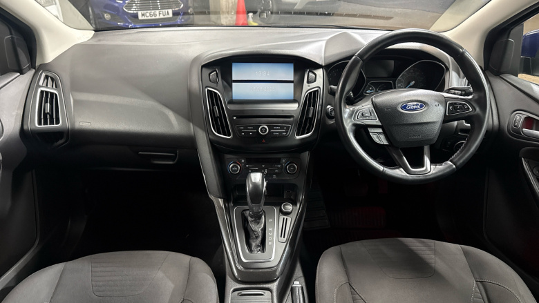 Ford Focus 1.6 125 Titanium 5dr Powershift Petrol Hatchback